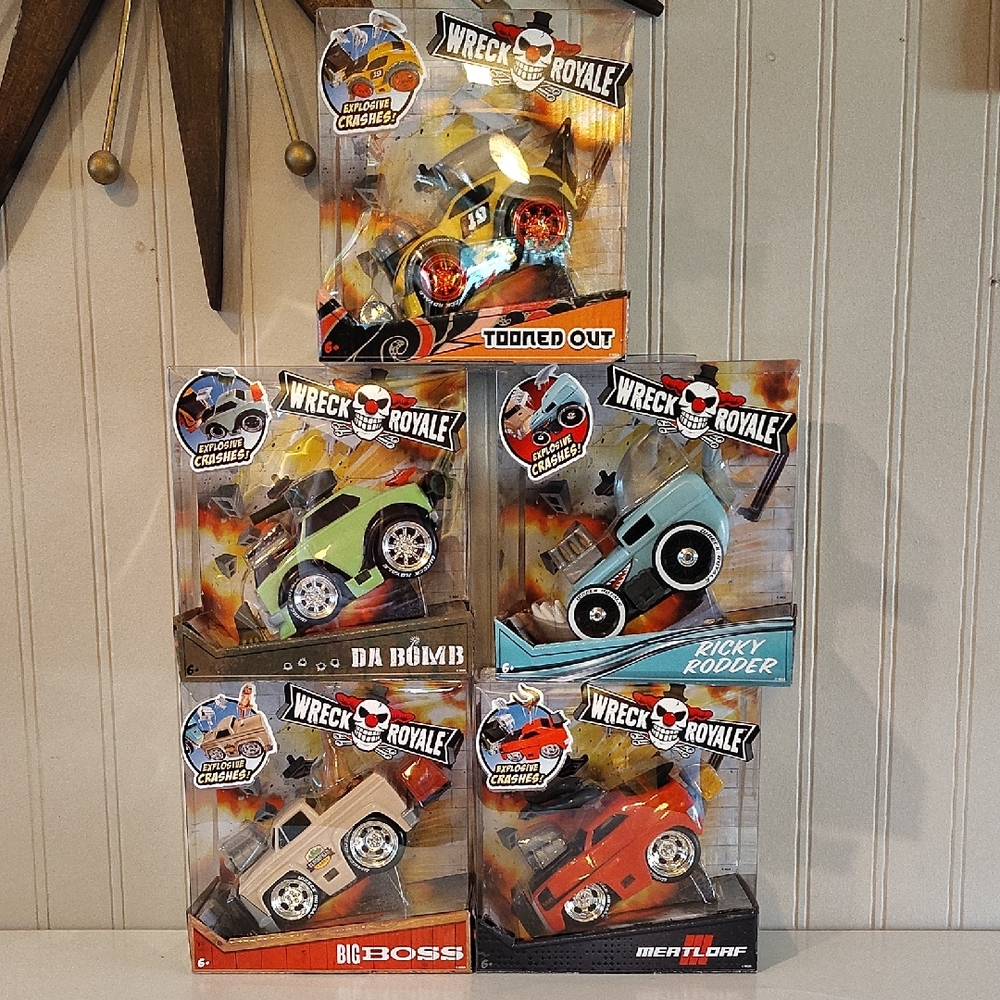 Wreck Royale Crashing Cars